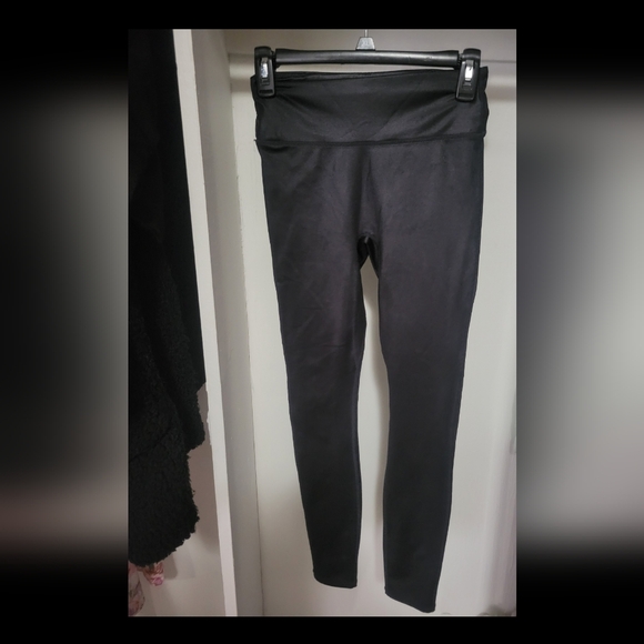 FABLETICS LEGGINGS - Picture 1 of 3